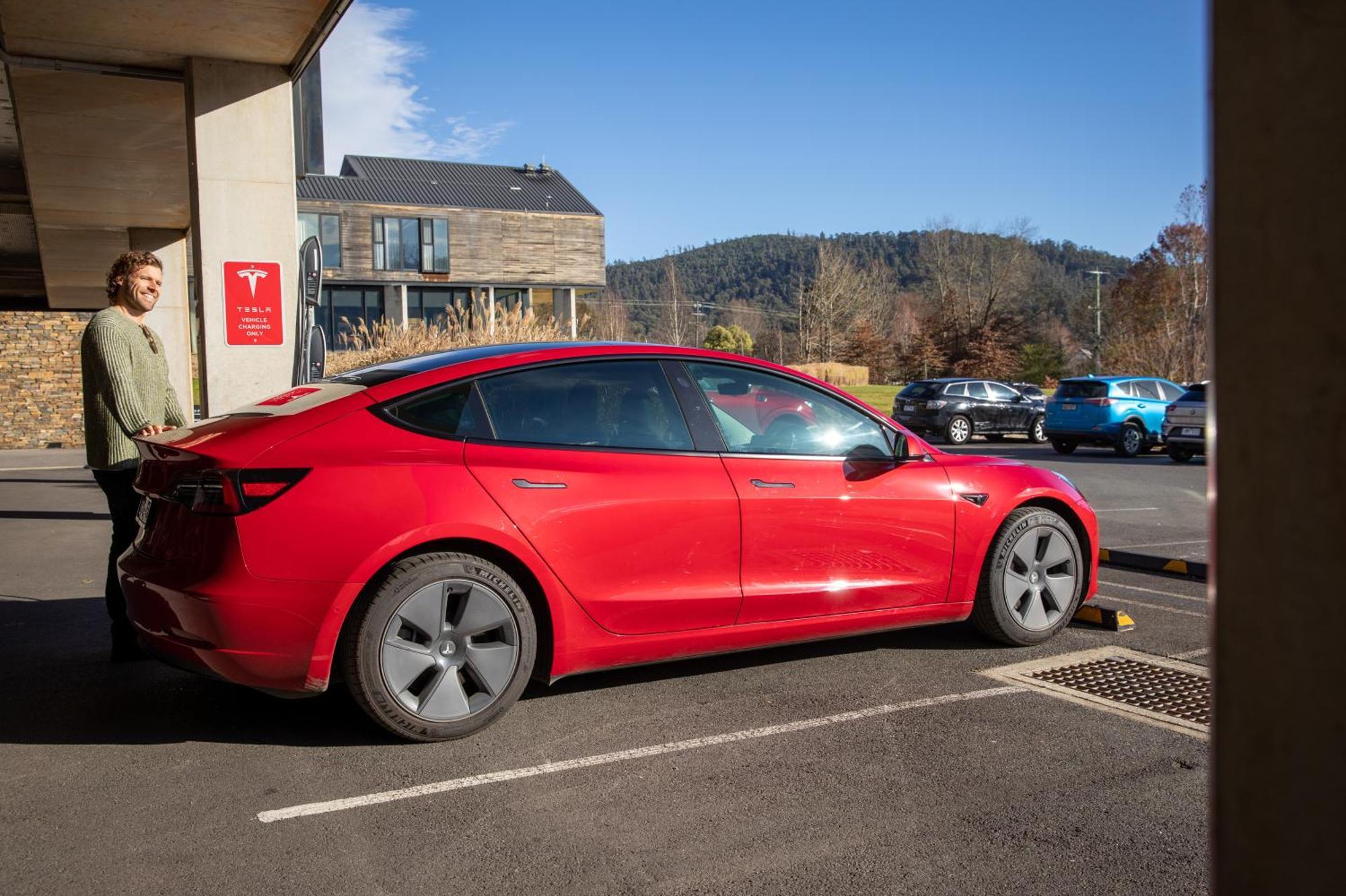 Peppers Marysville Extérieur photo Tesla Model 3